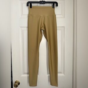 *EUC* Alo Gold Size Small High-Waisted Leggings